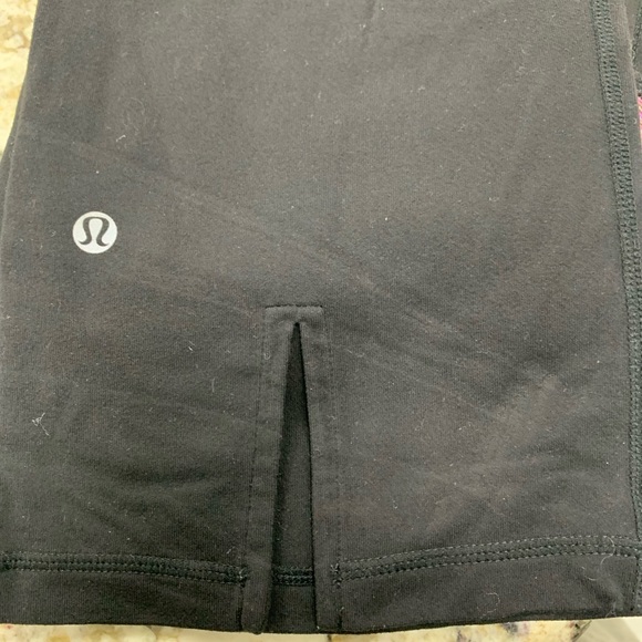 Lululemon - Picture 6 of 6